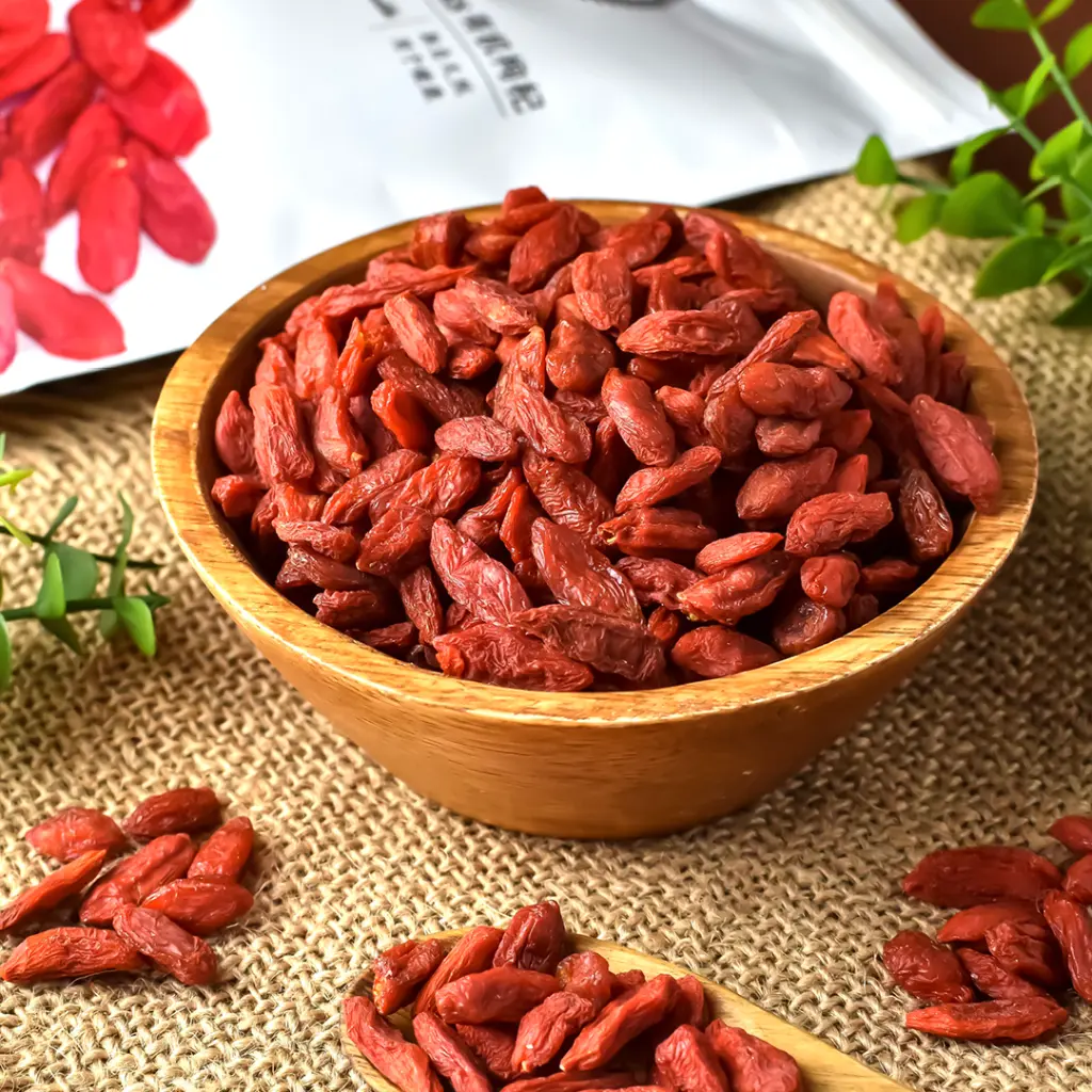 organic-goji-berries_04.webp