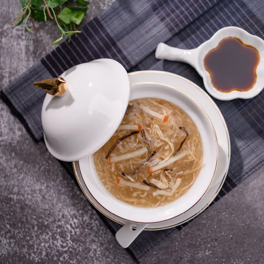 vegetarian-shark-fin-soup_04.webp