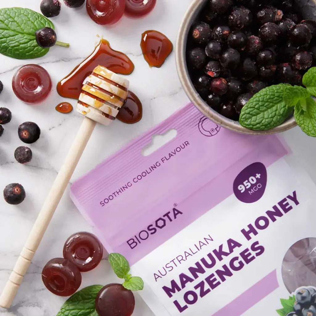 manuka-honey-lozenges-black-current-16pcs_07.webp